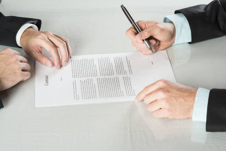 Как оформить договор дарения в России