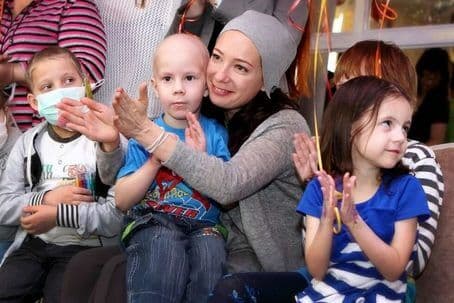 Благотворительность: люди, с которых нужно брать пример