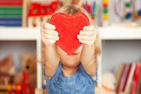 Мультфильмы, которые помогут рассказать ребенку о благотворительности