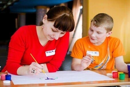 Важна ли программа наставничества для детей-сирот