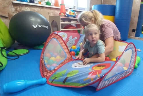 Капитонова Настя прошла курс реабилитации в ДЦ «Под крылом»