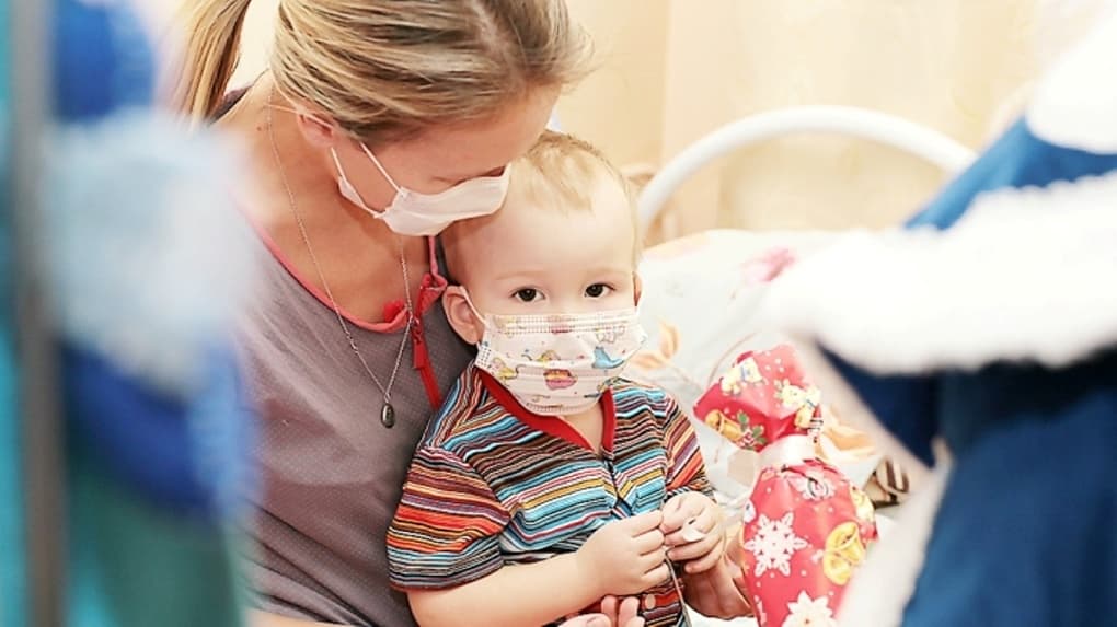 Как помочь больным детям